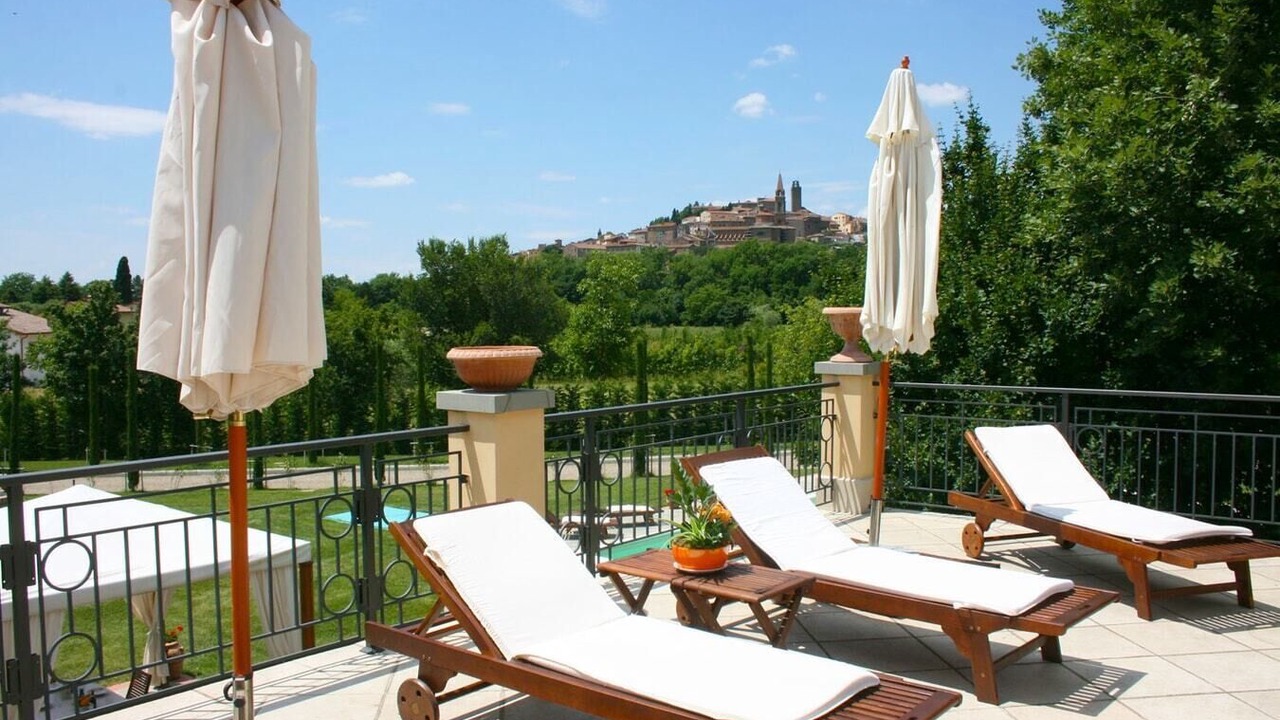 Photo of Patio Balcony in Castiglion Fiorentino