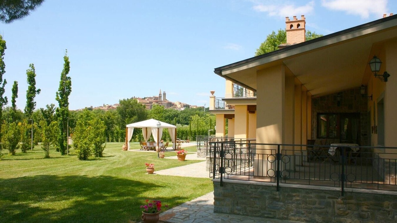 Photo of Patio Balcony in Castiglion Fiorentino