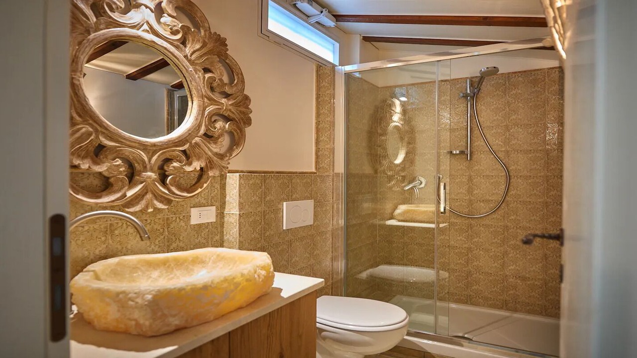 Photo of Bathroom in Verona City Centre