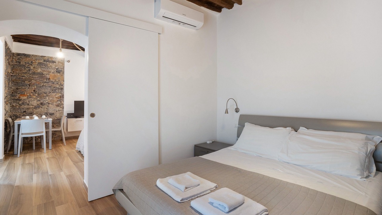 Photo of Bedroom in La Spezia Historic Centre