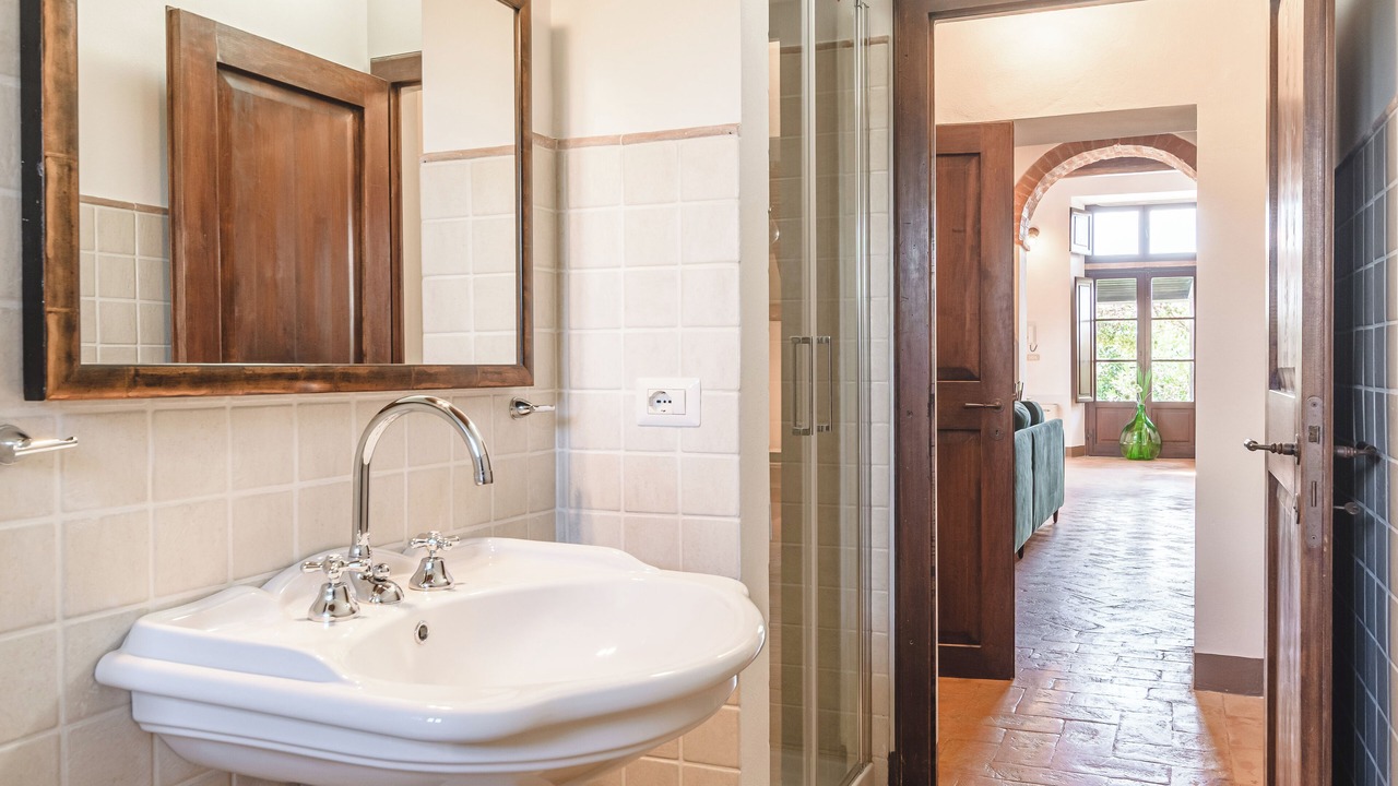 Photo of Bathroom in Cortona