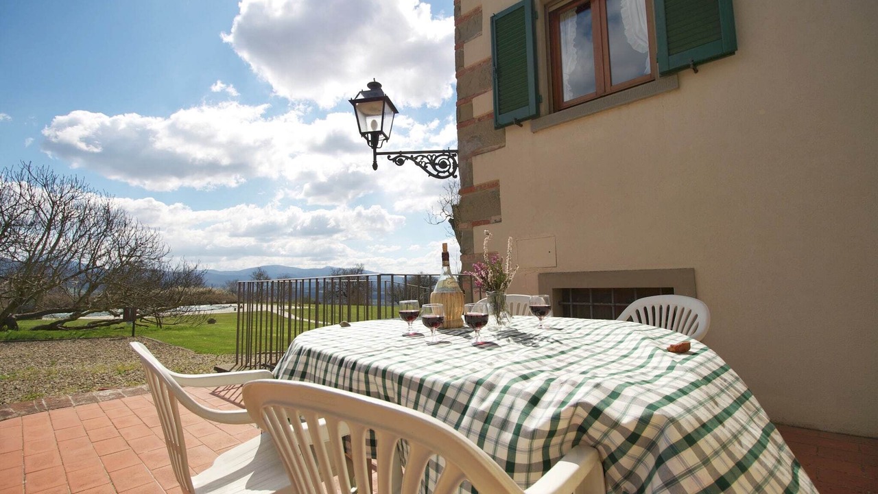 Photo of Patio Balcony in Poppi