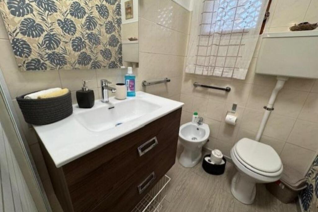Photo of Bathroom in Meldola
