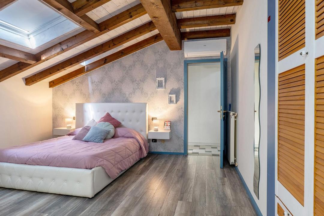 Photo of Bedroom in Peschiera del Garda