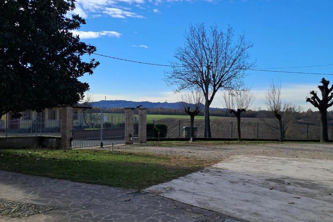 Photo of Others in Stradella