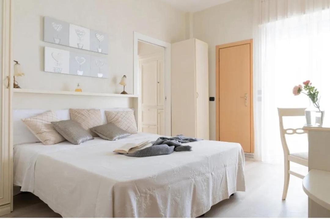 Photo of Bedroom in Igea Marina