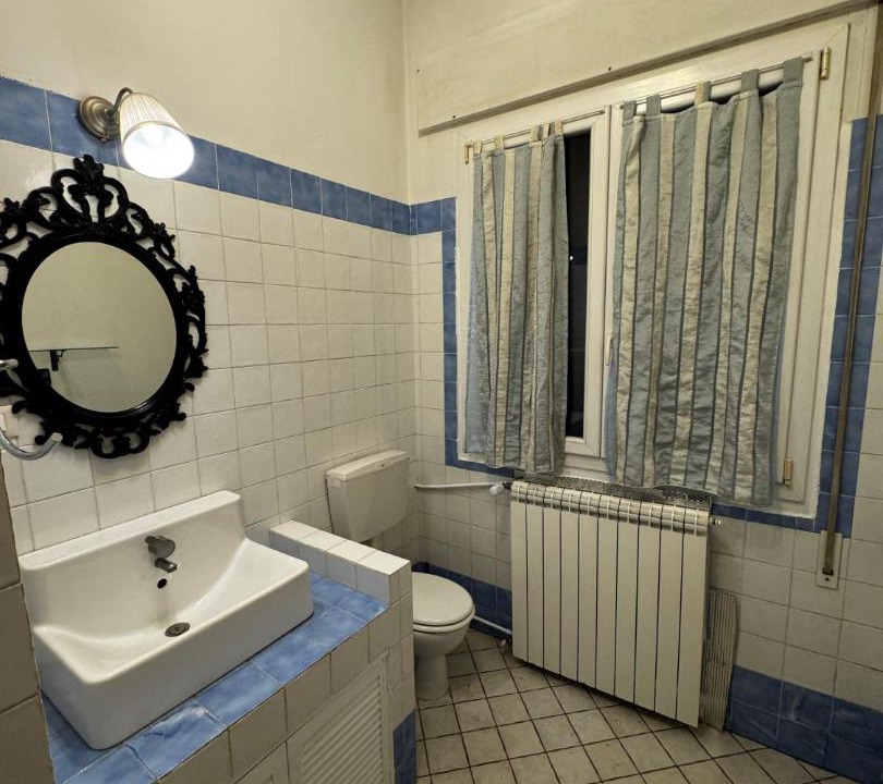 Photo of Bathroom in Mezzano