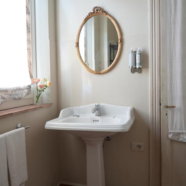 Photo of Bathroom in Porporano