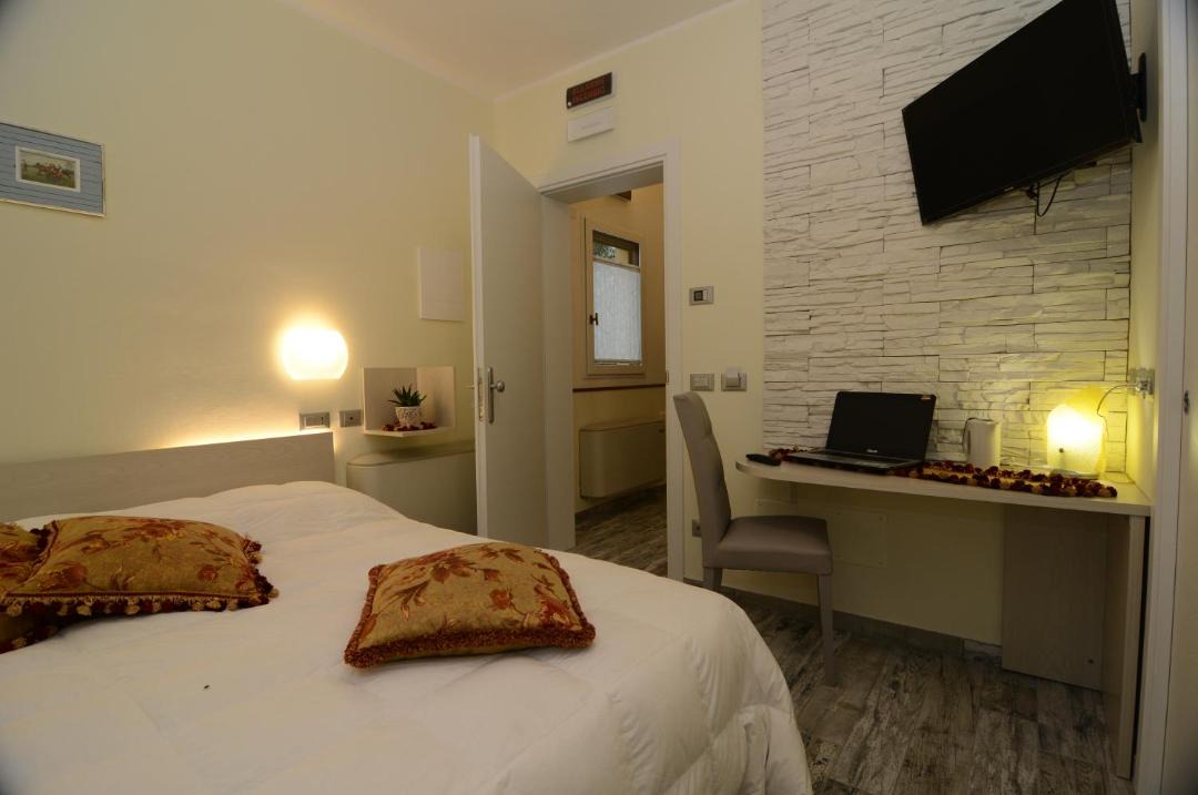 Photo of Bedroom in Bastia