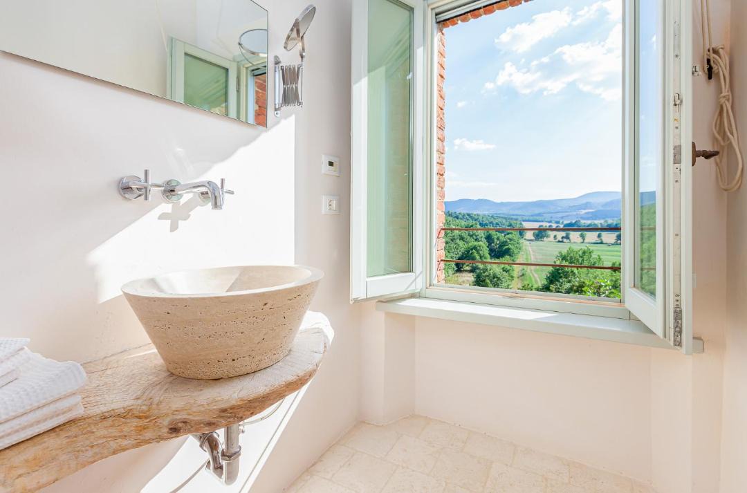 Photo of Bathroom in Amorosa