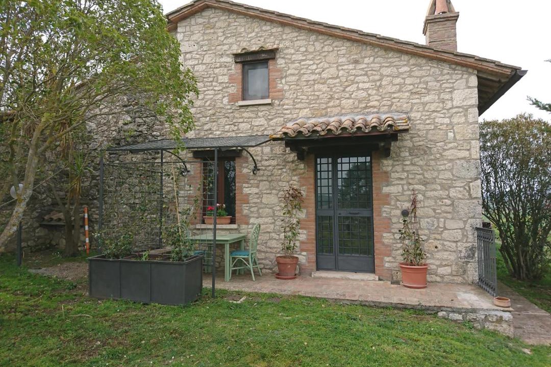 Photo of Buildings in Guardea