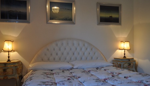 Honeymoon Double Room, 1 Queen Bed, Mountain View