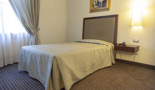 Single Room, 1 Large Twin Bed