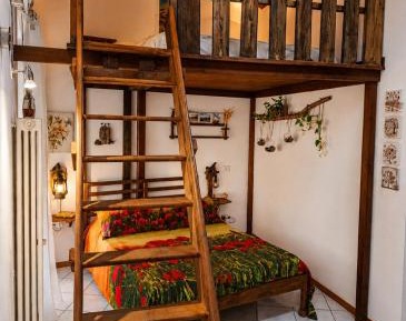 Triple Room with Private Bathroom