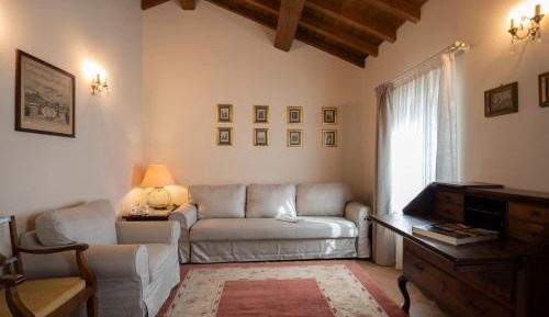 Queen Suite
