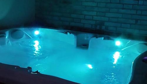 King Suite with Spa Bath