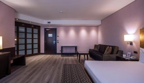 Suite with Spa Bath