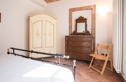 Guistrigona Villa | Beautiful apartment in villa for 3 guests with WIFI, A/C, TV, patio, pets allowed and parking
