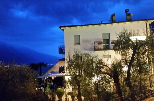 Limone sul Garda Hotel | Hotel Augusta Garni