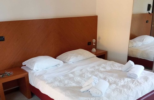 Monticelli Terme Apartment | IL RAMPICANTE MONTICELLI TERME