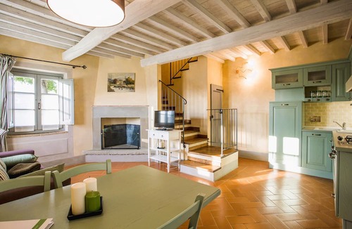 Ponte Buriano House | Farmhouse in Castiglion Fibocchi