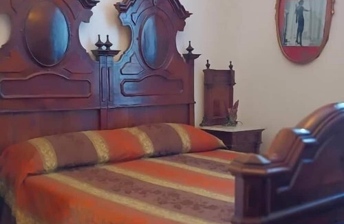 Crespellano Bed & Breakfast | La Maison Rouge