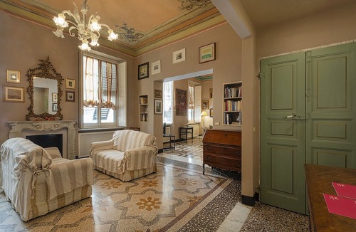 Genoa Historical Centre Apartment | Fancy Apartment in Palazzo Grimaldi by Wonderful Italy