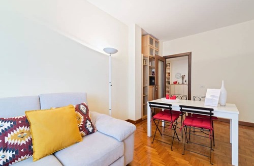 Padova Apartment | GuestHost - Modern and spacious apartment perfect for 5 guests is located in the Santa Rita area, a residential and very quiet area, a 10-minute walk from Prato della Valle and the Basilica of Sant'Antonio and 5 minutes from the main hospitals. Nearby yo