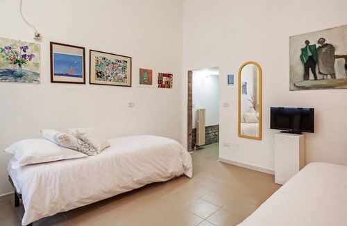 Ferrara Historic Centre Apartment | GuestHost - NEW!Palazzo dei Diamanti! Pets Friendly