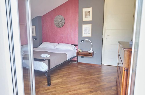 San Giuliano a Mare Apartment | Casa Barbiano - Two Bedroom Apartment, Sleeps 4