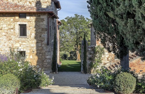 Sarteano Villa | Villa in Chianciano Terme with 7 bedrooms sleeps 15