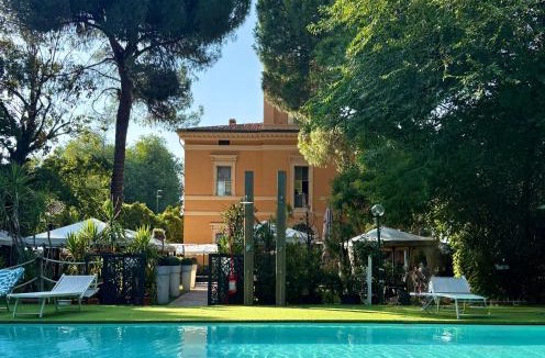 San Donato-San Vitale Bed & Breakfast | B&B Villa Meraville