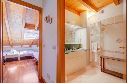 Gignese House | The Green Emerald Family Retreat with Private Garden - Happy Rentals