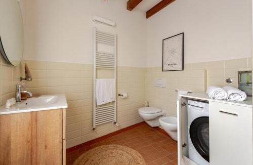 Old Town Bed & Breakfast | Casa Enzo - Old Town & Station - AC, Free Parking - Family & Business
