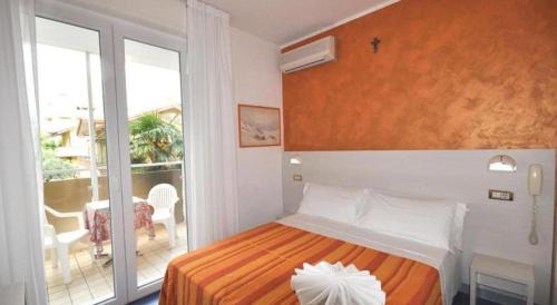 Fogliano Marina Hotel | Hotel Tre Rose New 2026