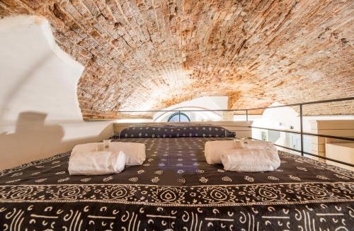 Camogli Apartment | CasaViva - Historic Loft by the Sea in Camogli
