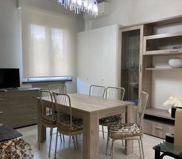 Reggio nell'Emilia House | Ferravilla 15 con 3 camere grandi