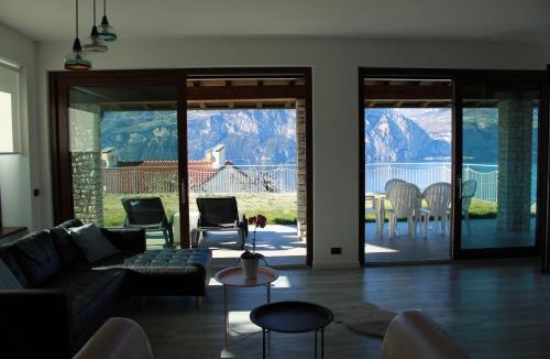 Castelletto Villa | Villa Manuela-Lake View