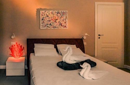 Centro Storico Apartment | Heart of Piacenza Luxury Apt, 100m Piazza Cavalli