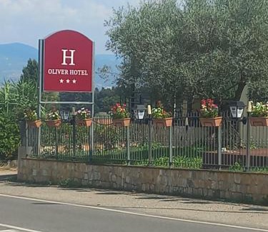 Anghiari Hotel | Hotel Oliver
