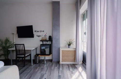 Historic Center House | Galleria Del Reno