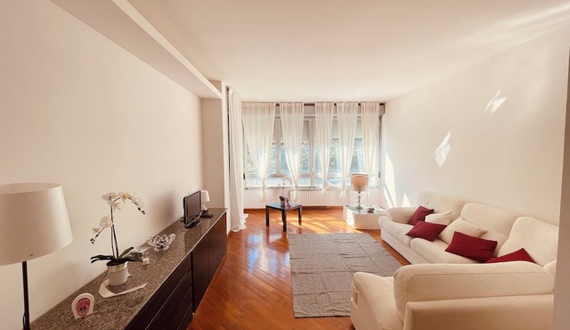 Lemon Tree Resort - FreeParking in Genoa