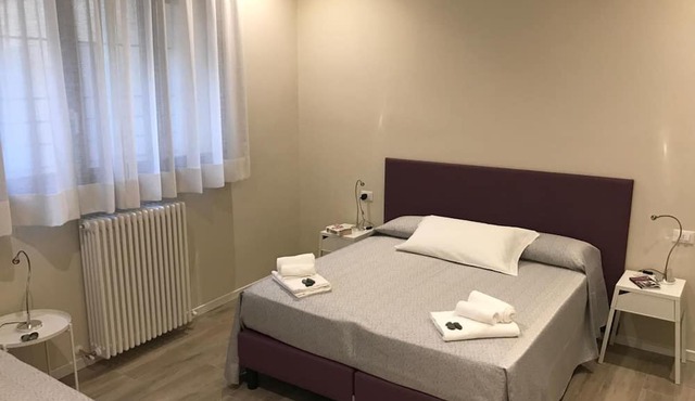 Honey Rooms