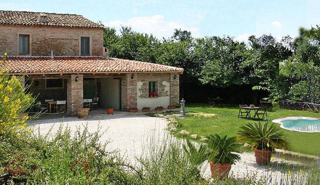 Casa by Sea in a Quiet Cove in Gabicce Mare