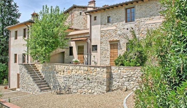 Le Fonti 10 - Apartment with swimming pool in Grassina