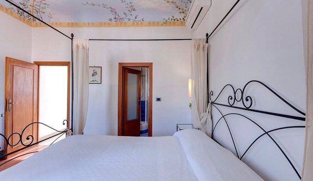 3 bedrooms apartment close to Pitti Palace