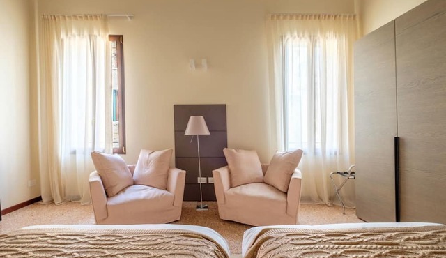 Ca' Moro - SALINA - sleeps 6 guests in 3 bedrooms