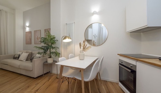 Porta Vittoria - Cozy & Stylish 1BDR Duomo/San Babila Area in Milano