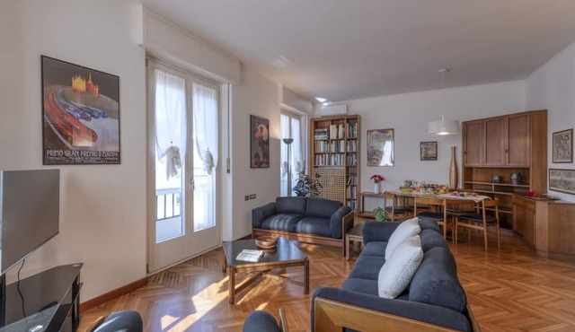 Otto Novembre, 3 – Spacious and Elegant with a View