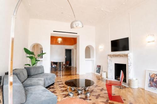 Fiorichiari Exclusive Suite - Brera's Finest Location in Milan